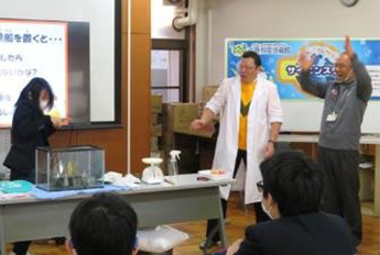 聾学校での出前科学教室01